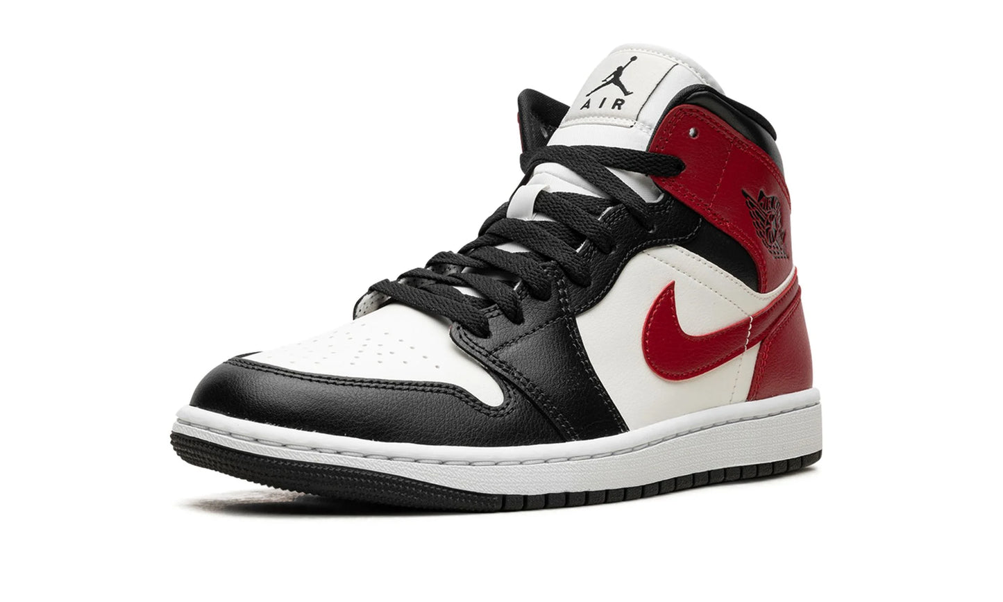 WMNS JORDAN 1 MID “Gym Red Off Noir”