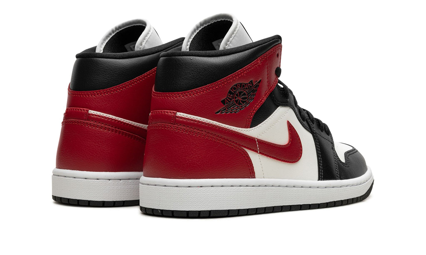 WMNS JORDAN 1 MID “Gym Red Off Noir”