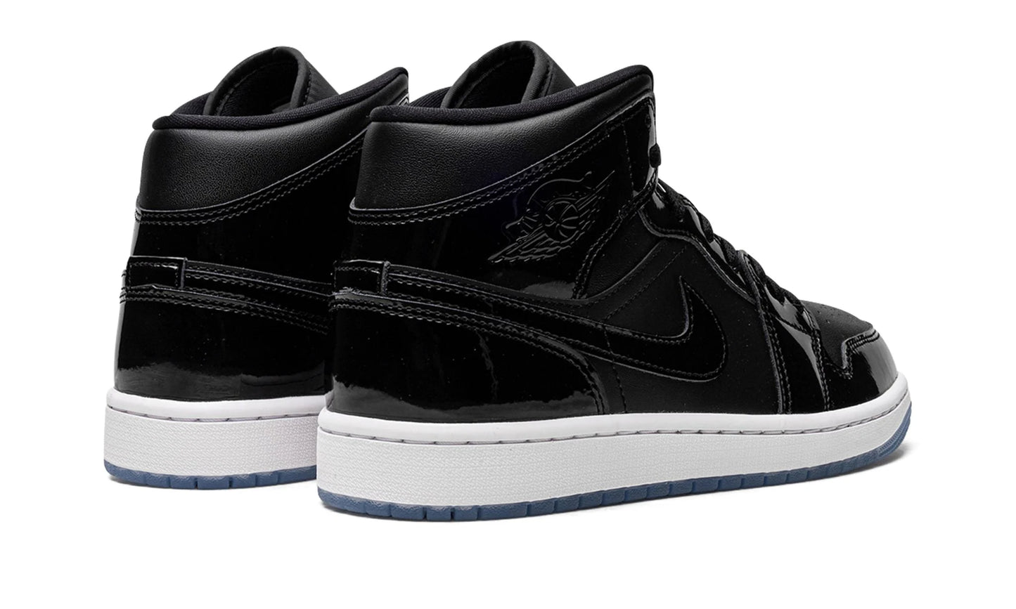 AIR JORDAN 1 MID SE “Space Jam”