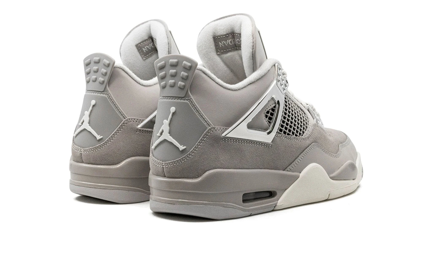 WMNS AIR JORDAN 4 “Frozen Moments”