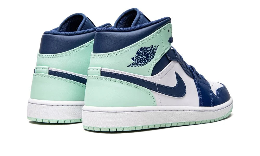 AIR JORDAN 1 MID "Blue Mint"