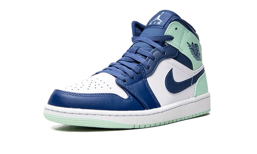 AIR JORDAN 1 MID "Blue Mint"