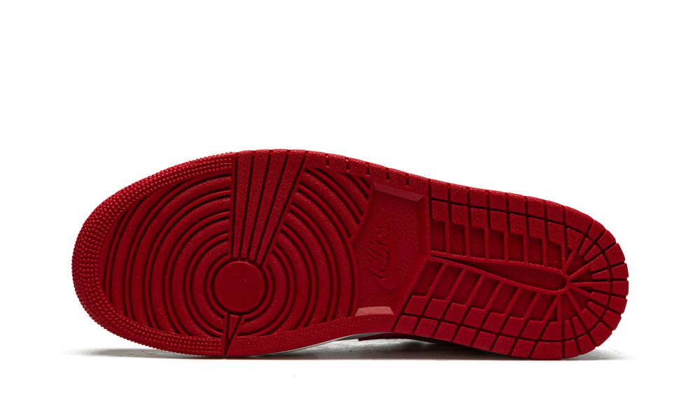 AIR JORDAN 1 LOW "Bulls" - (DE USO)