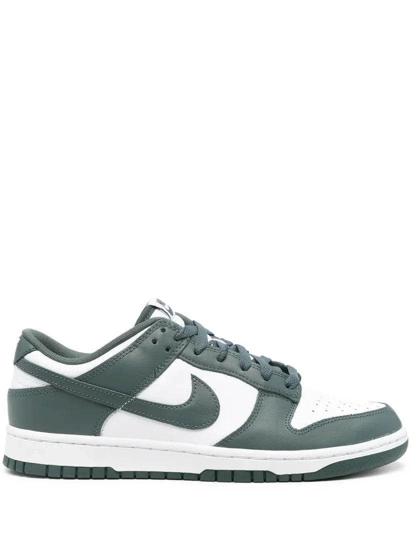 NIKE DUNK LOW "Vintage Green"