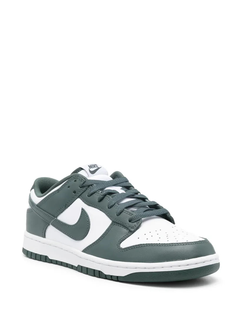 NIKE DUNK LOW "Vintage Green"