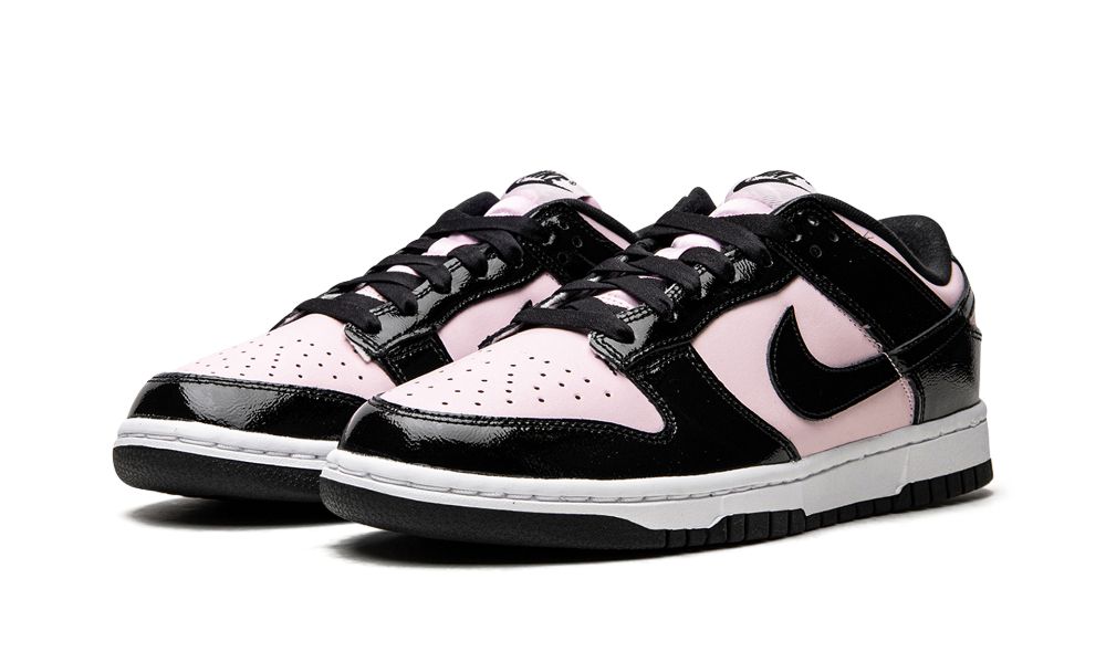 WMNS NIKE DUNK LOW SE "Pink Foam Black"