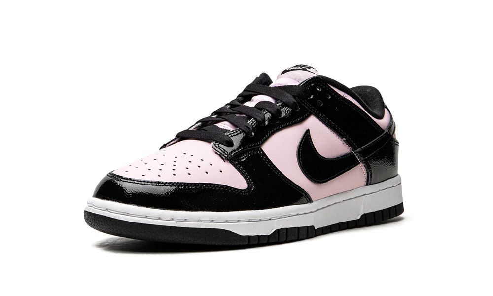 WMNS NIKE DUNK LOW SE "Pink Foam Black"