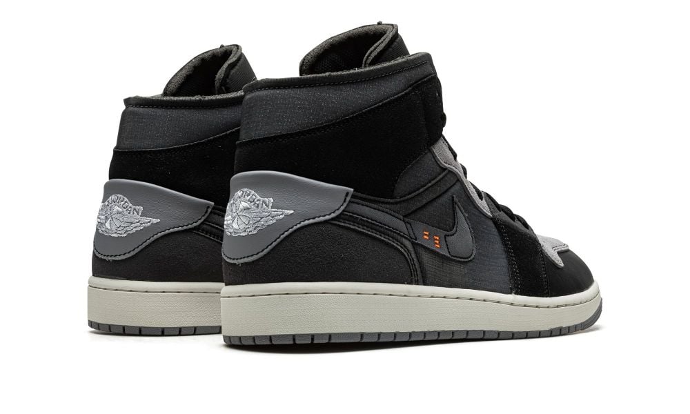 AIR JORDAN 1 MID SE "Inside Out - Black"