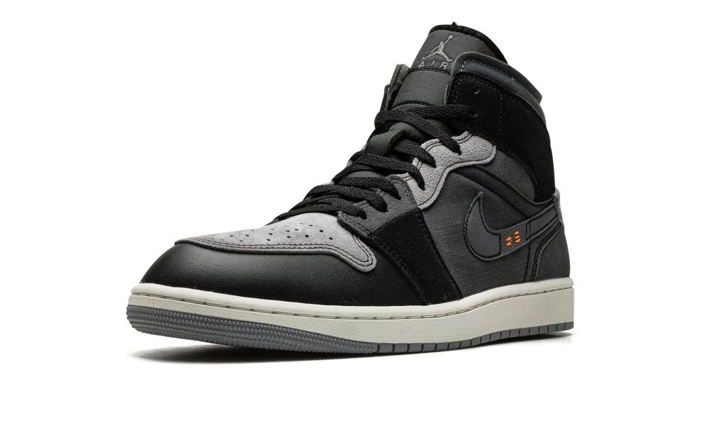 AIR JORDAN 1 MID SE "Inside Out - Black"