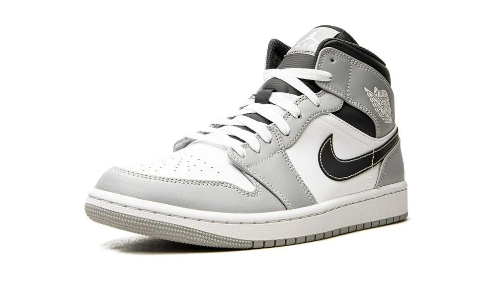 AIR JORDAN 1 MID "Light Smoke Grey 2.0"