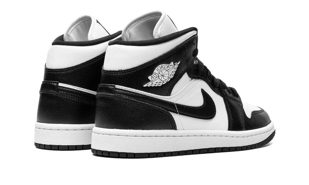 WMNS AIR JORDAN 1 MID "Panda"