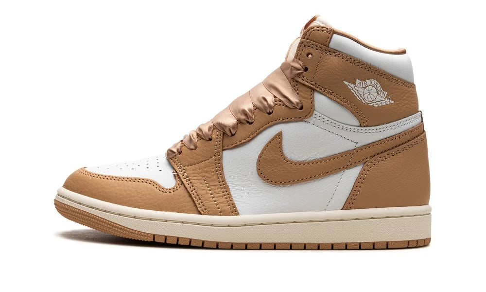 WMNS AIR JORDAN 1 RETRO HIGH OG "Praline"