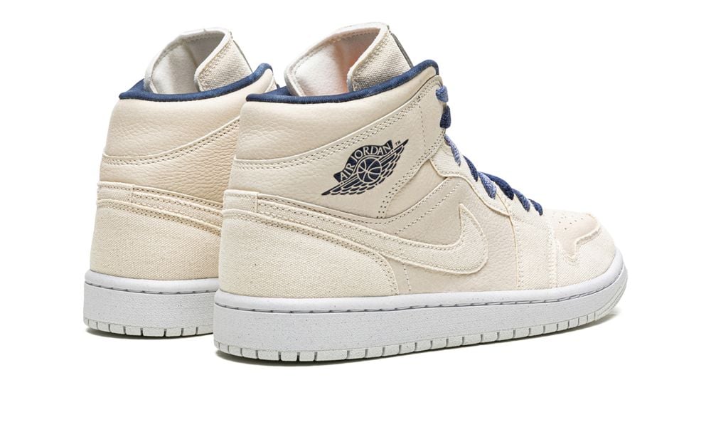 WMNS AIR JORDAN 1 MID SE "Sanddrift"