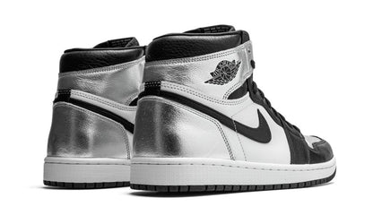 WMNS JORDAN 1 RETRO HIGH OG "Silver Toe"