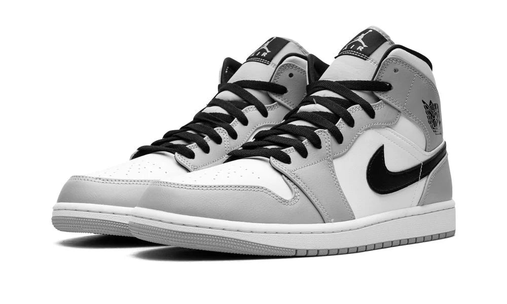 AIR JORDAN 1 MID "Smoke Grey"