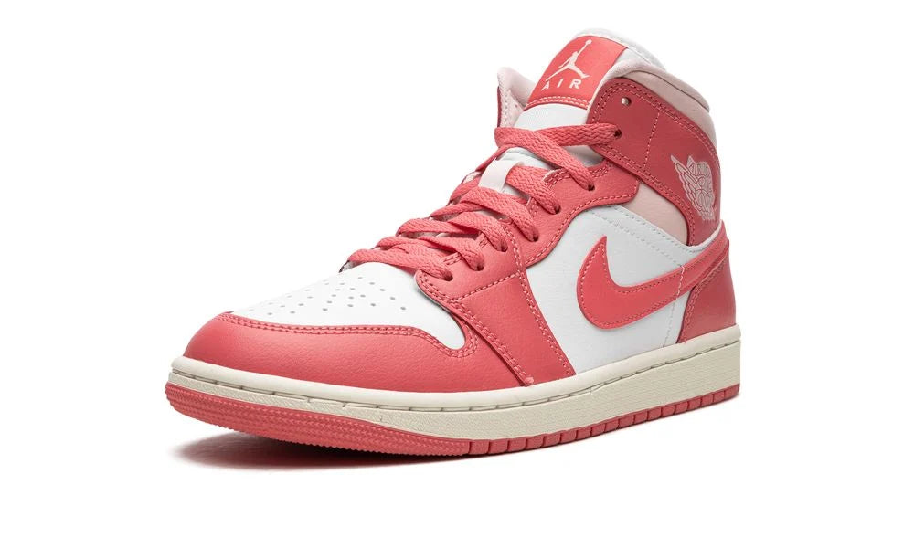 WMNS AIR JORDAN 1 MID "Strawberry Cream"