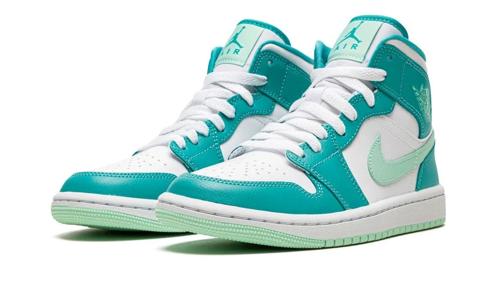 WMNS AIR JORDAN 1 "Washed Teal"